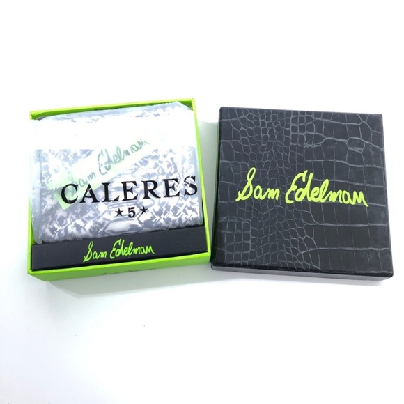 Sam Edelman Zip Around Mini Wallet Black White Reptile Print - Picture 8 of 8